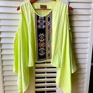 Ethnic top from Indonesian Designer